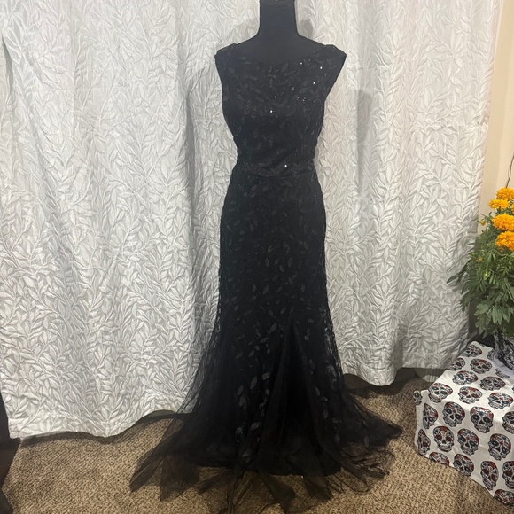 Black Sequin Mermaid Gown Size 7 Medium Stretchy Lightweight Formal Dress - Picture 1 of 12